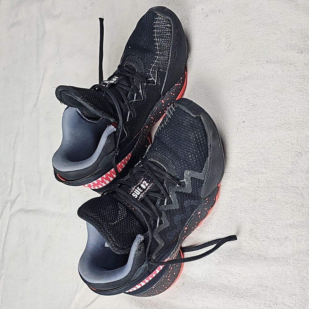 Marvel Adidas D.O.N issue #2 venom Black Red